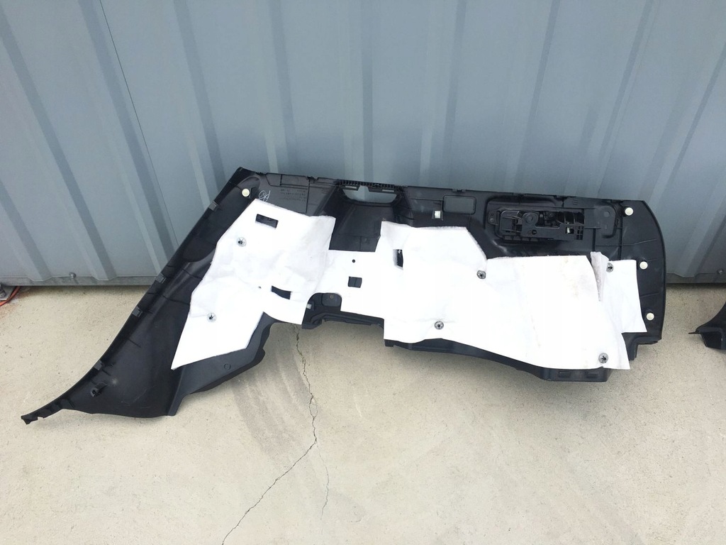 фото №8, Toyota venza 09-16 обшивки багажника задня usa