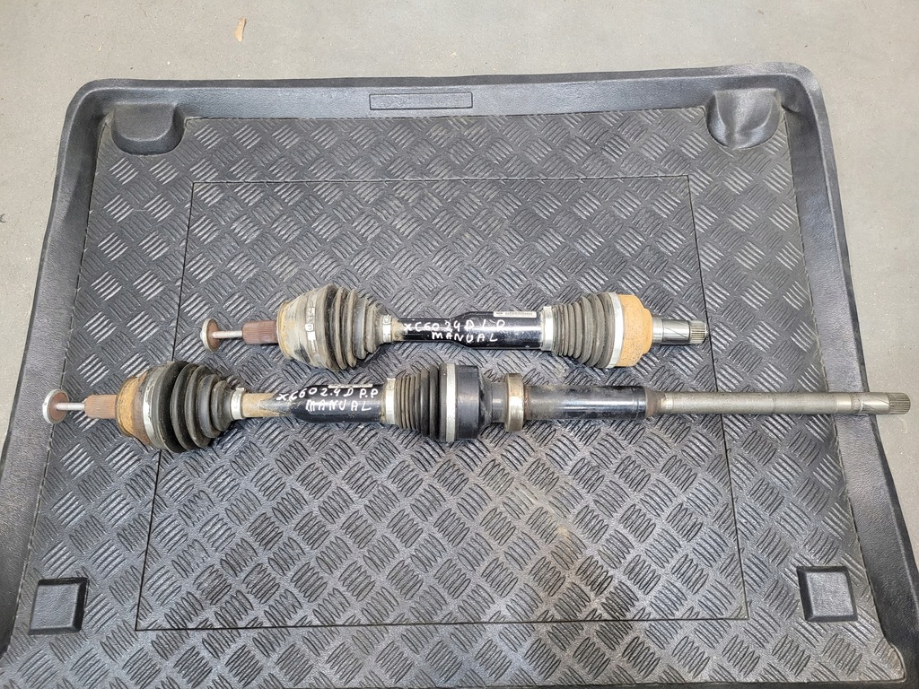 фото №1, Приводной вал перед левая p31367535 volvo xc60 i 2.4 d5