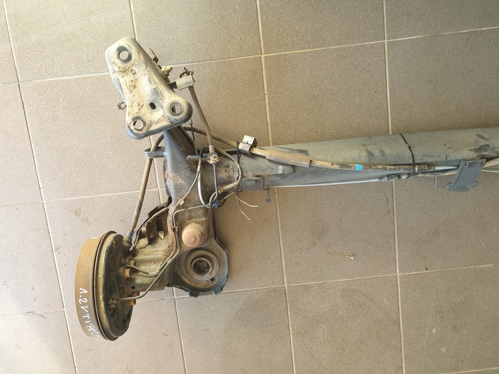 фото №3, Задня балка os peugeot 208 lift 2015- 5d