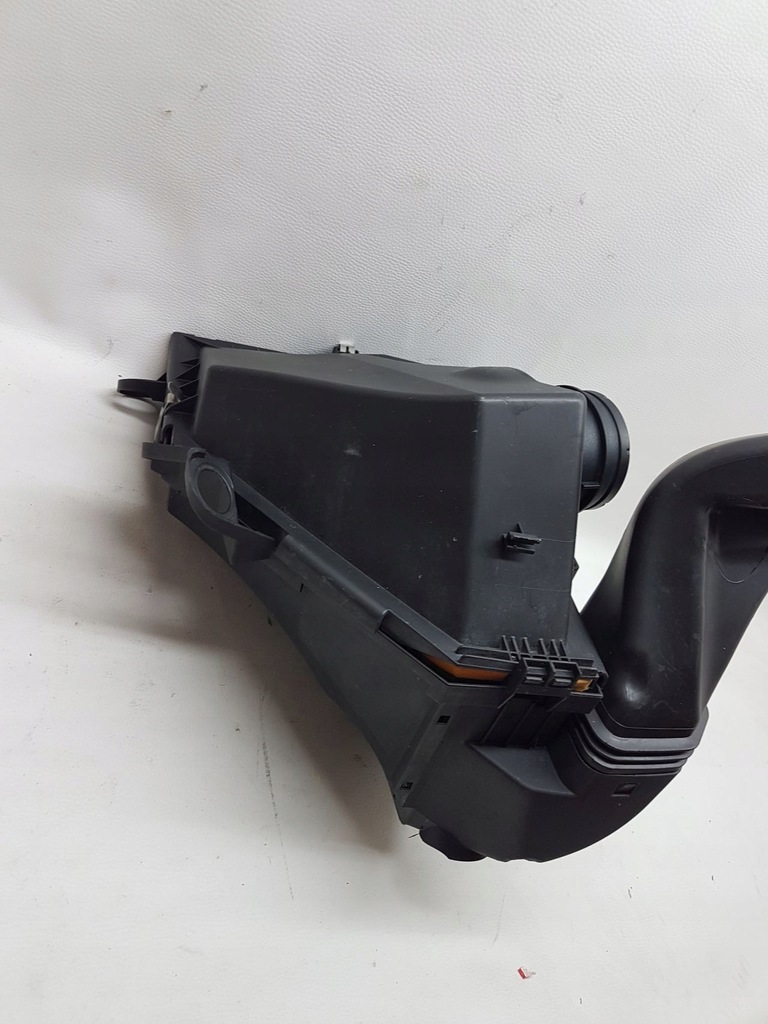 фото №5, Bmw 1 e87 e90 корпус фільтра повітря 70316826