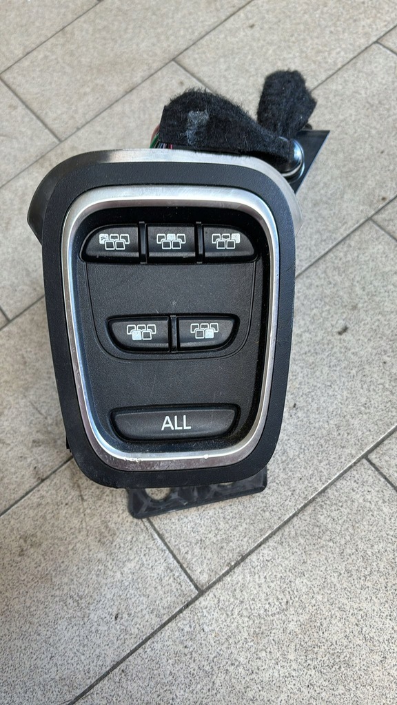 фото №1, Переключатель сидений renault espace v 285m06817r состояние jak новый