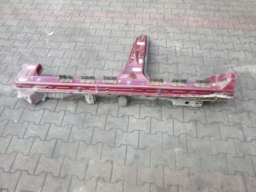 фото №9, Suzuki xl7 2007 поріг