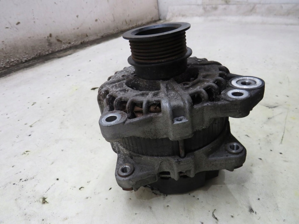 фото №3, Генератор volvo v40 ii 2.0 d4 31346732