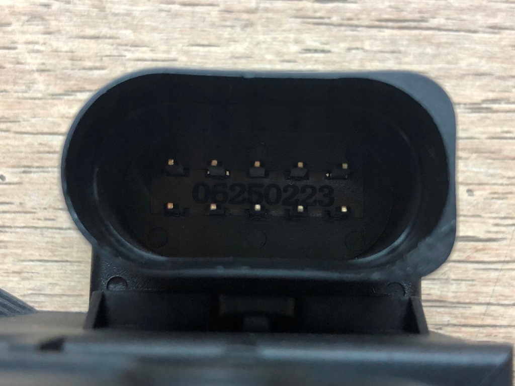 фото №7, 7l0616251 молдинг пневматичний підвіска пневматичний do tesla ram