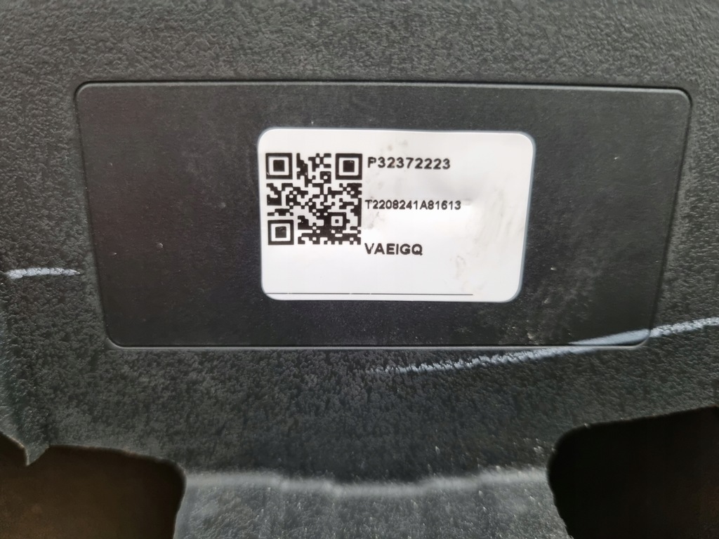 фото №12, Polestar 2 приборная панель консоль оригинал подушка безопасности подушка водитель пассажир ремни