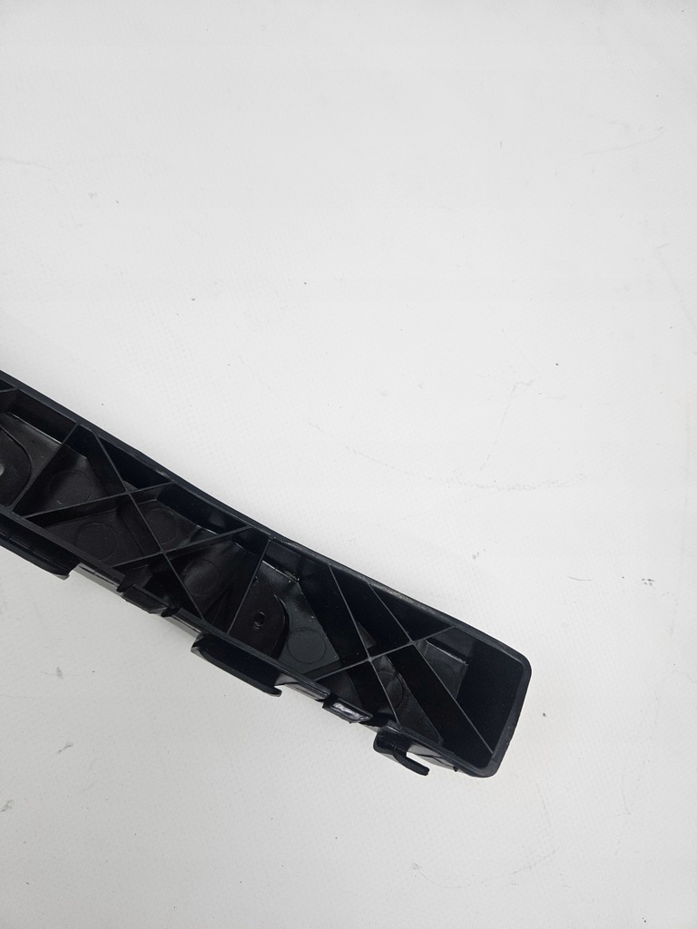 фото №13, Kia ceed i kombi 2006 - 2012 направляющая кронштейн бампера задняя левый 86613-1h100