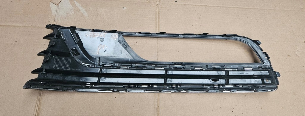 Vw passat b7 решітка бампера праві перед 3aa853666a Ціна
