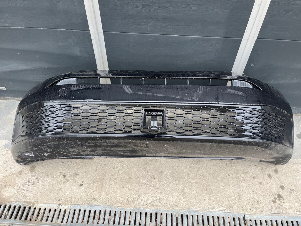 Купить Volkswagen оригинальный номер 2k7807221a бампер