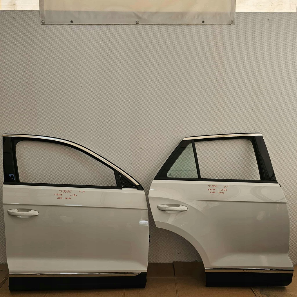 фото №1, Volkswagen t-roc 2ga дверь перед передние задняя задние правый правое lc9a