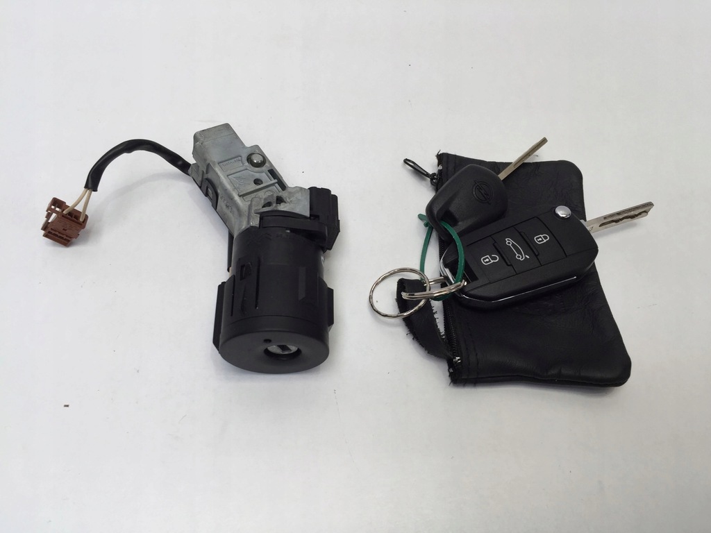 фото №1, Opel corsa f 2020 замок запалювання запалювання ключ