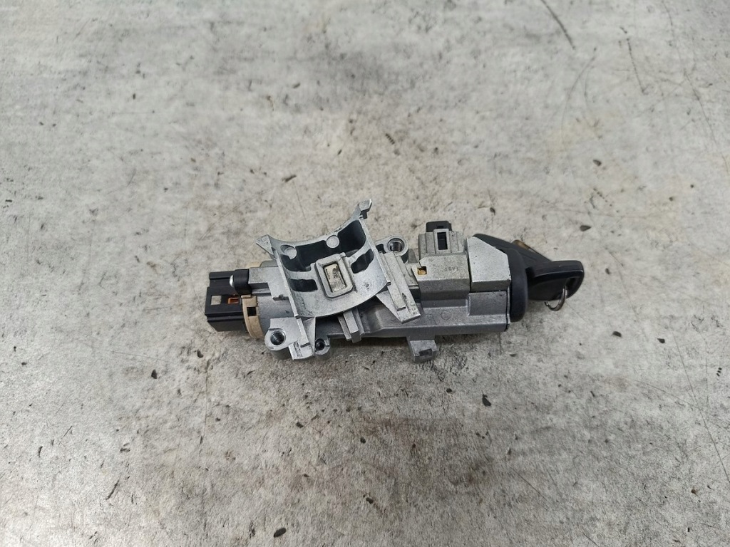 Купити Замок запалювання mazda 2 1 vp2alf-15607-ac 1.4 mz-cd