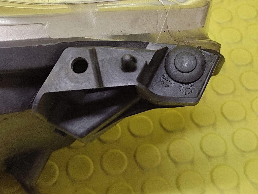 фото №10, Citroen c4 фара лампа левый перед 9684381980