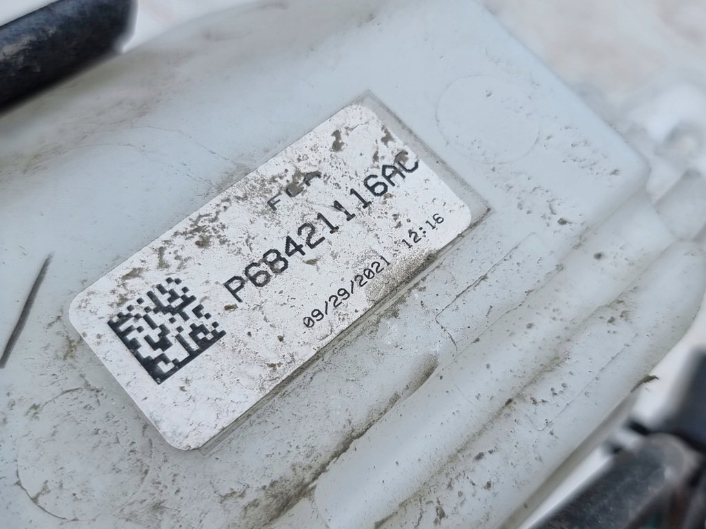 фото №8, Jeep grand cherokee wl l summit 3.6 бак омывателя 2022-