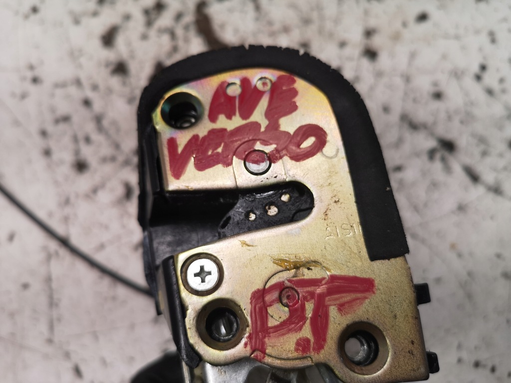 фото №8, Toyota avensis verso замок двері правий задня задній 2 pin 2004 r