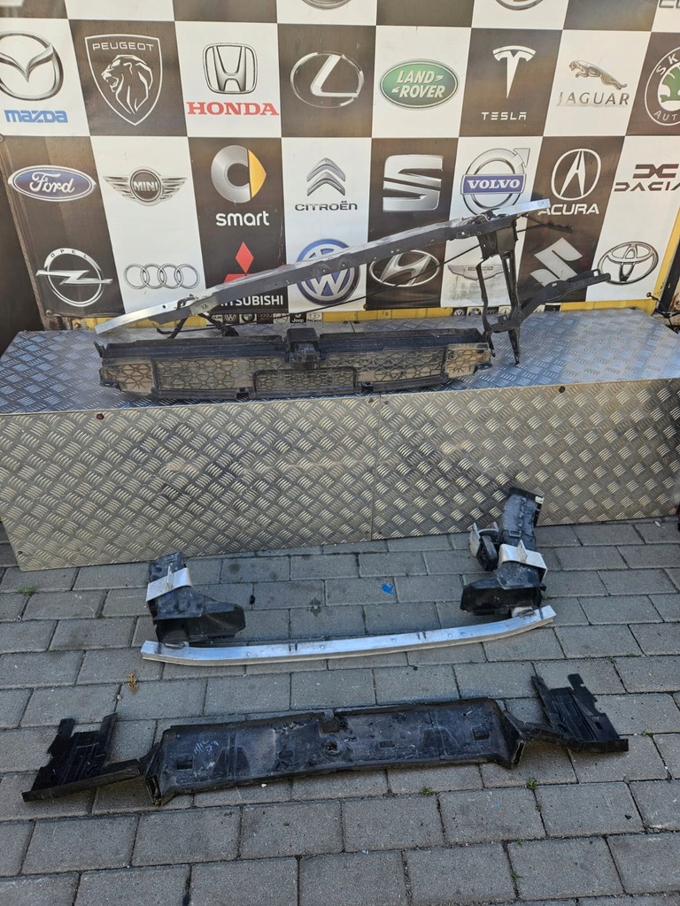 фото №1, Bmw x3 go1 pas перед балка жалюзи lift