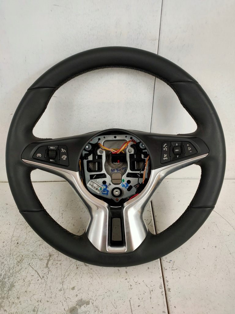 Купить Воздуховод кожа мультифункция opel adam 13357747