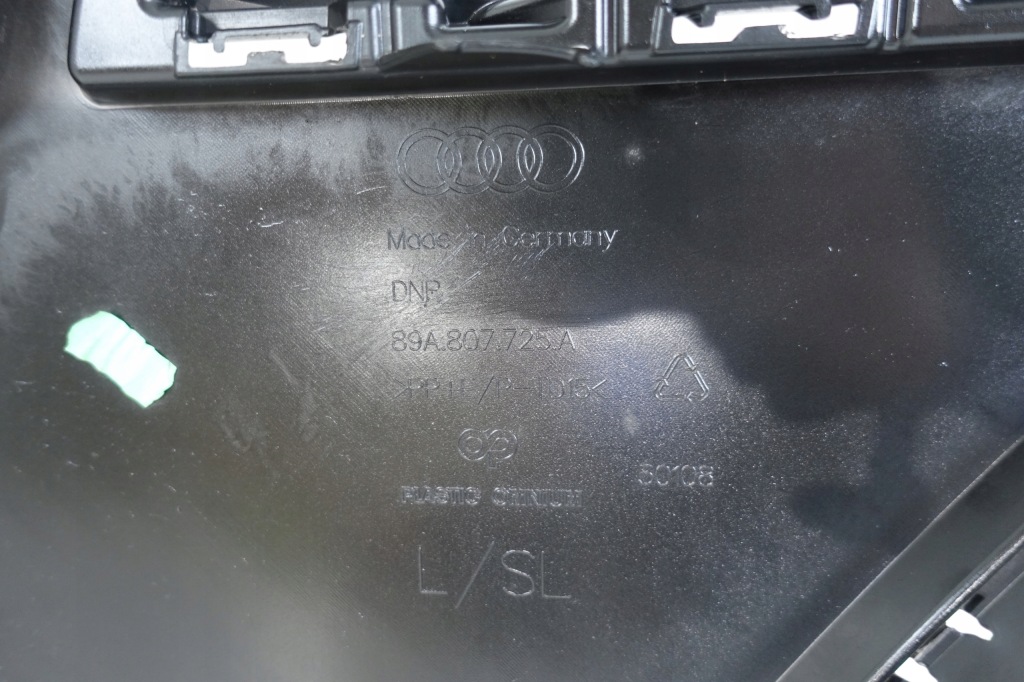 фото №10, Рамка решётка радиатора бампера перед audi q4 e-tron 2020- 89a807725a