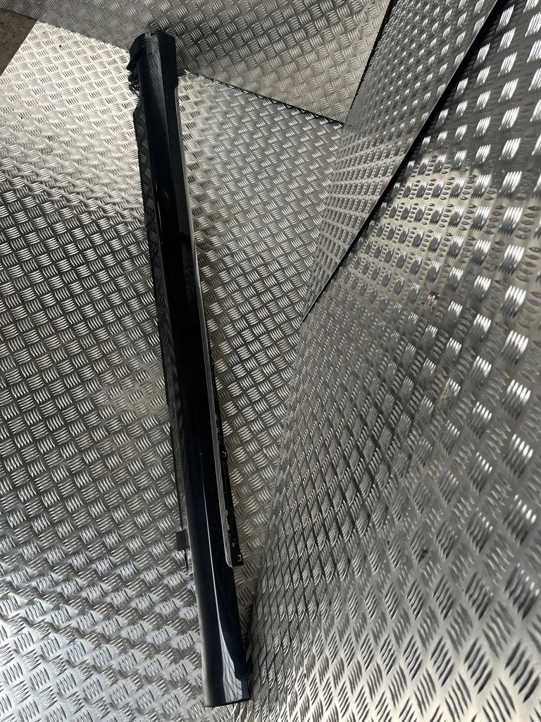 фото №14, Tesla model s 2017 порог 600587500j