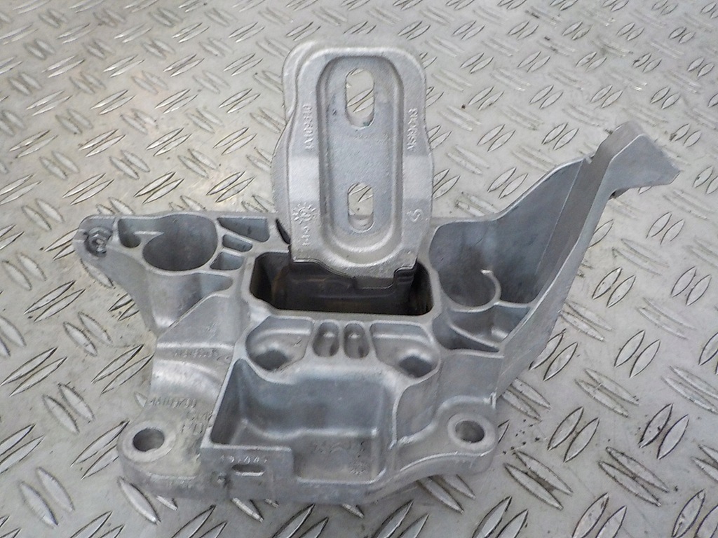 фото №1, Peugeot 2008 ii подушка кронштейн коробки передач