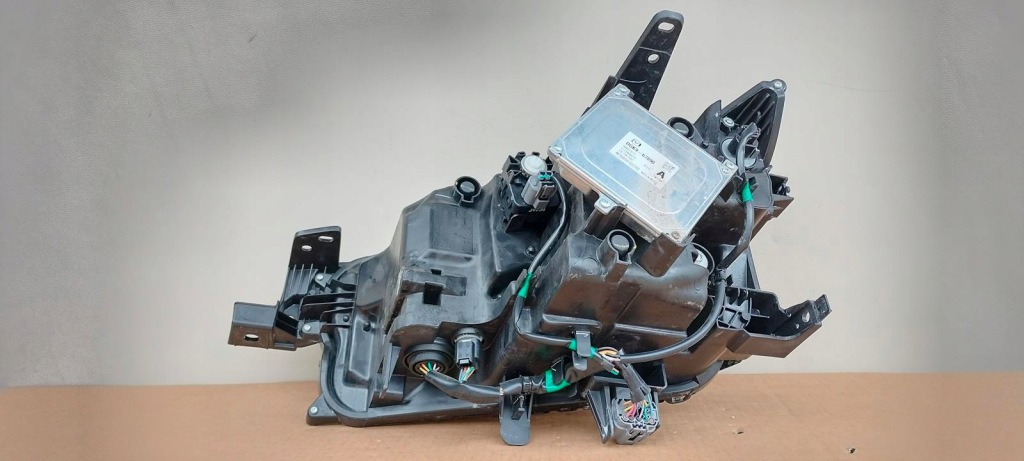 Mazda cx30 cx-30 2019- full led фара правый  перед правая передняя dgj1-51030 Цена