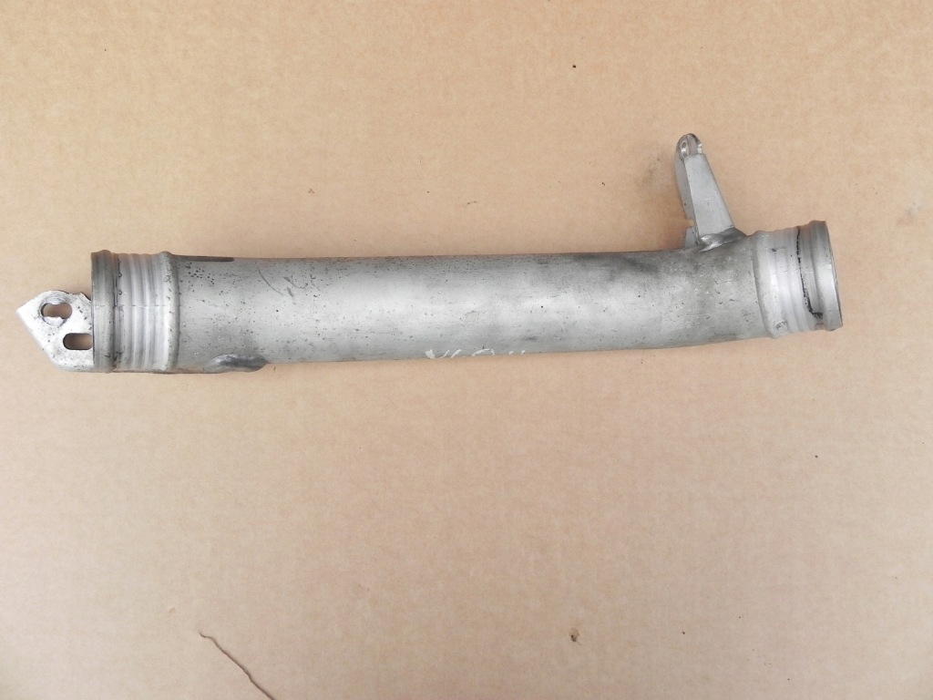 Купить Volvo 2 v40 2.0d труба шланг пабтрубок  интеркулер 31370060