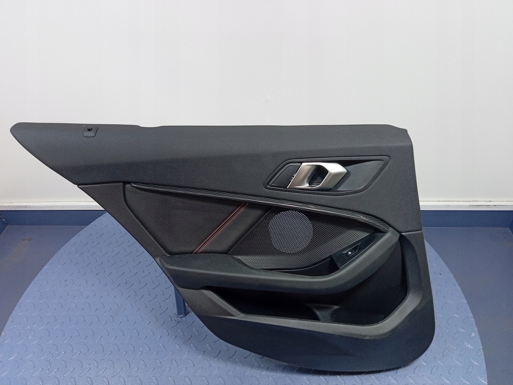 фото №1, Bmw 1 f40 обивка дверь задняя левая обшивка