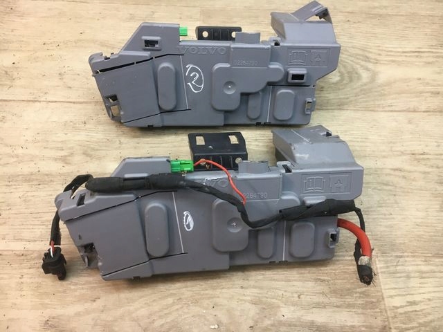 фото №1, Volvo xc60 клемма плюсовая 32264790