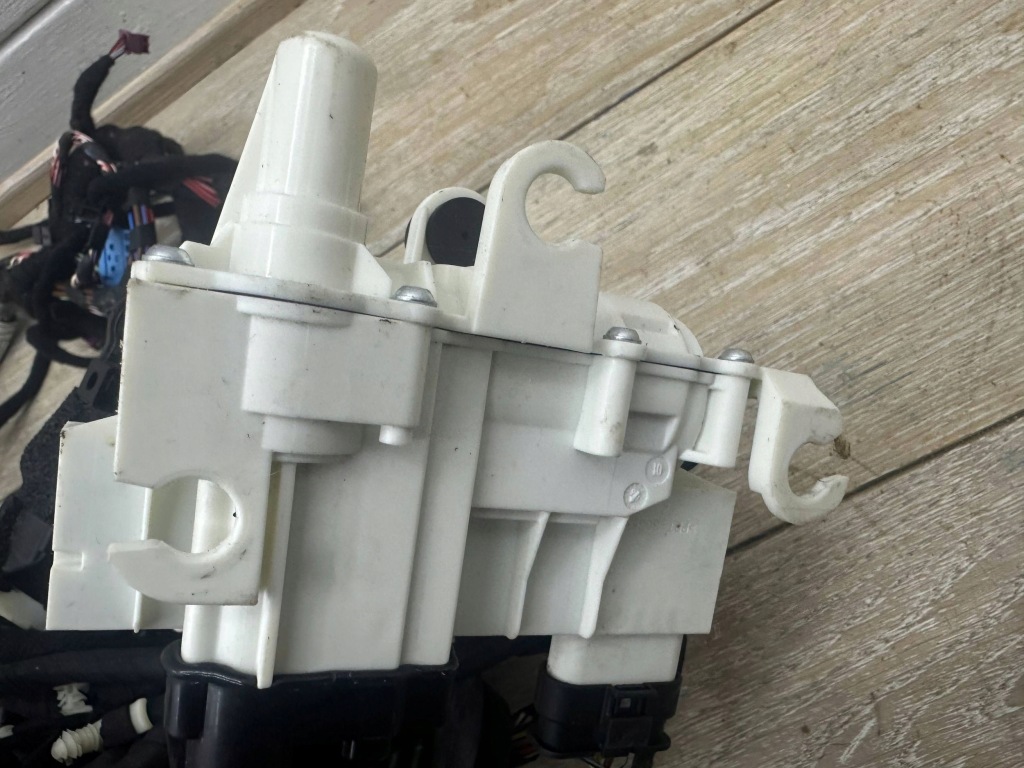 фото №8, Доводчик двері передніх всі bmw 7 g11 g12 2581896