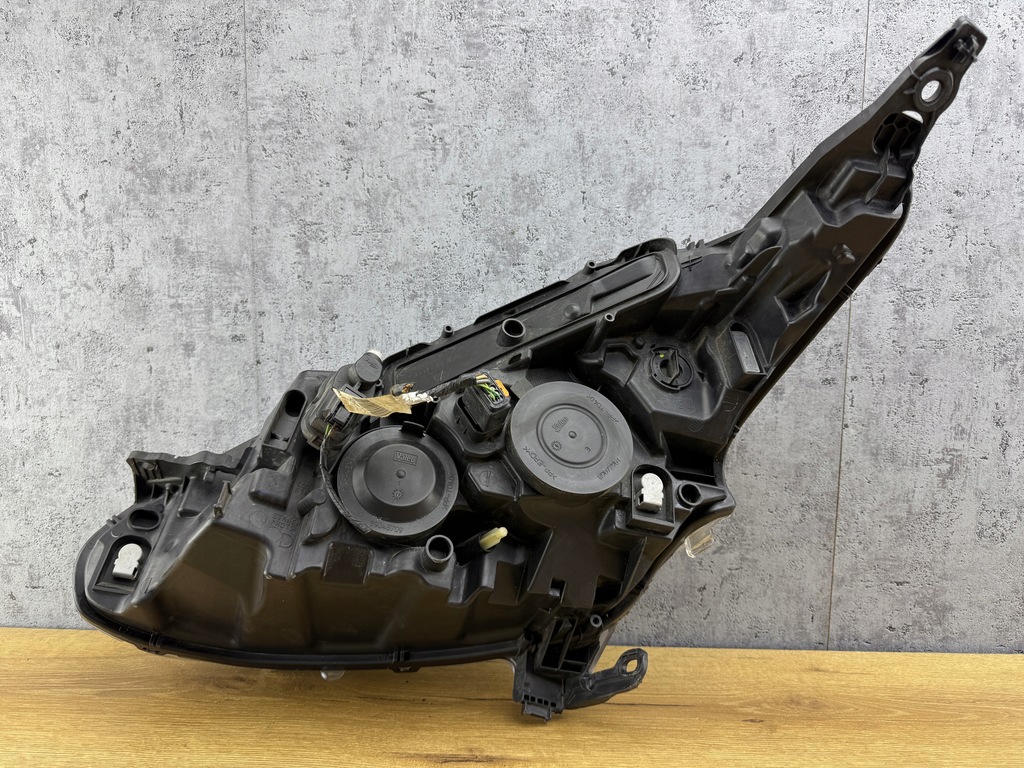 фото №10, Лампа фара правий перед передній peugeot 208 i eu org - комплектна