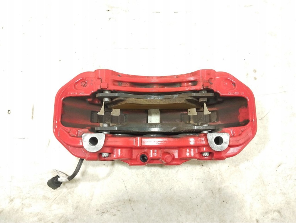 Супорт гальма porsche taycan 4s 2022 з передній po правої 7pp615123 Оригінал