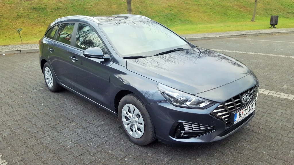 Купить Hyundai i30 3 3 рестайлинг  20- противотуманная фара правый led drl 92208g4600