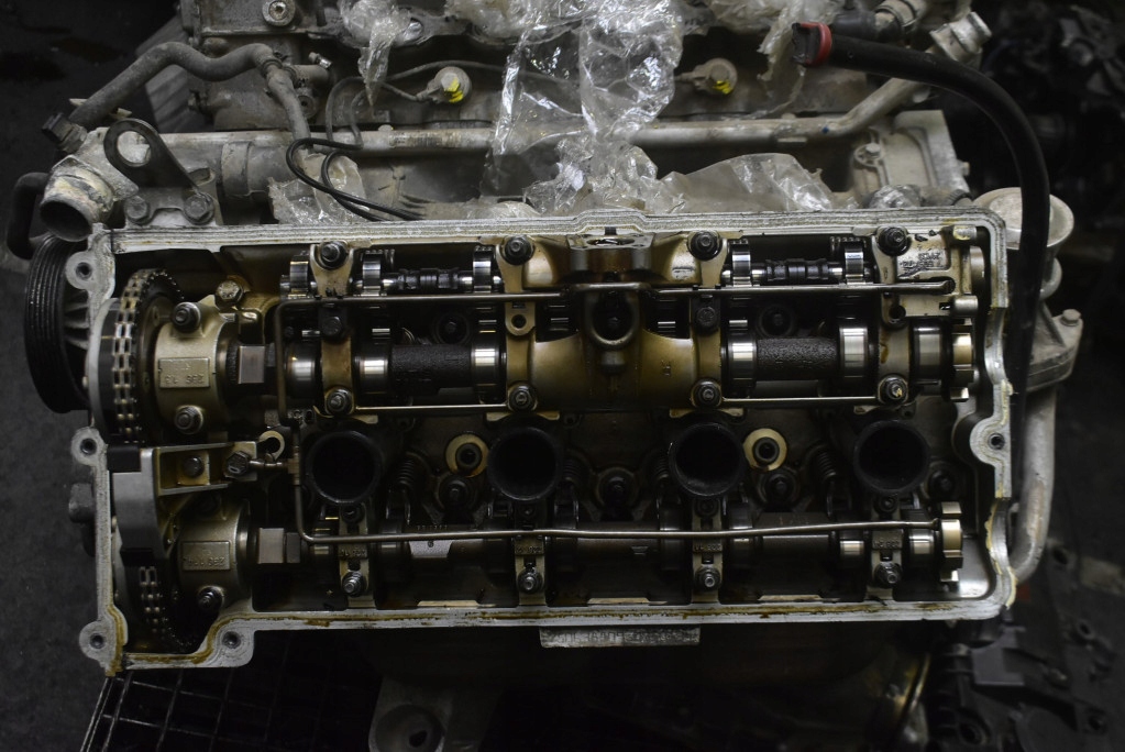 фото №16, Двигатель блок двигателя бензиновый n62b44 7534012 bmw e63 4.4 v8 333km 03-07 сжатие