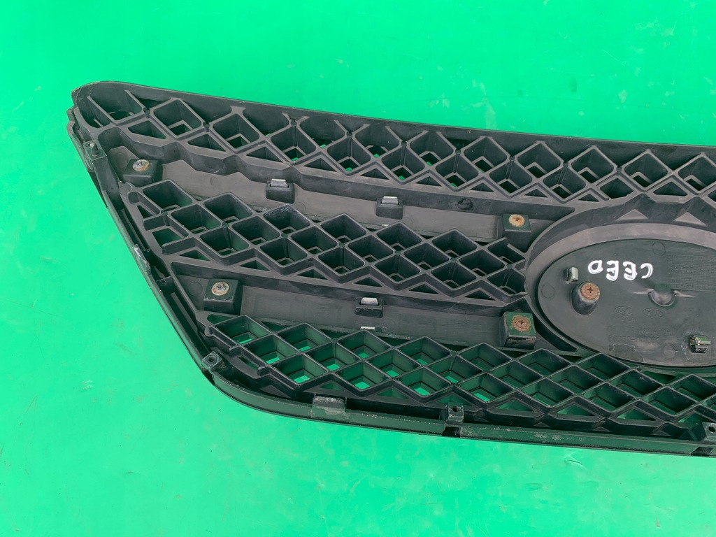 фото №9, Решётка радиатора решётка радиатора радиатора значок kia ceed i 1 06-09 86350-1h000