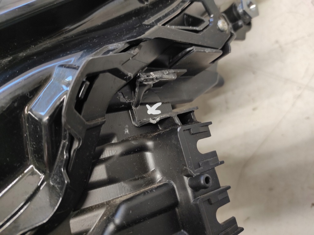 фото №10, Subaru solterra 22- лампа левая перед full led