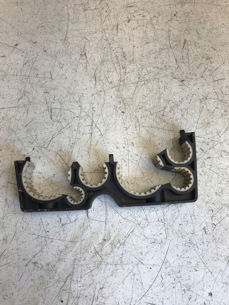 фото №1, Audi r8 plus 4s кронштейн кронштейн 4s0121305c