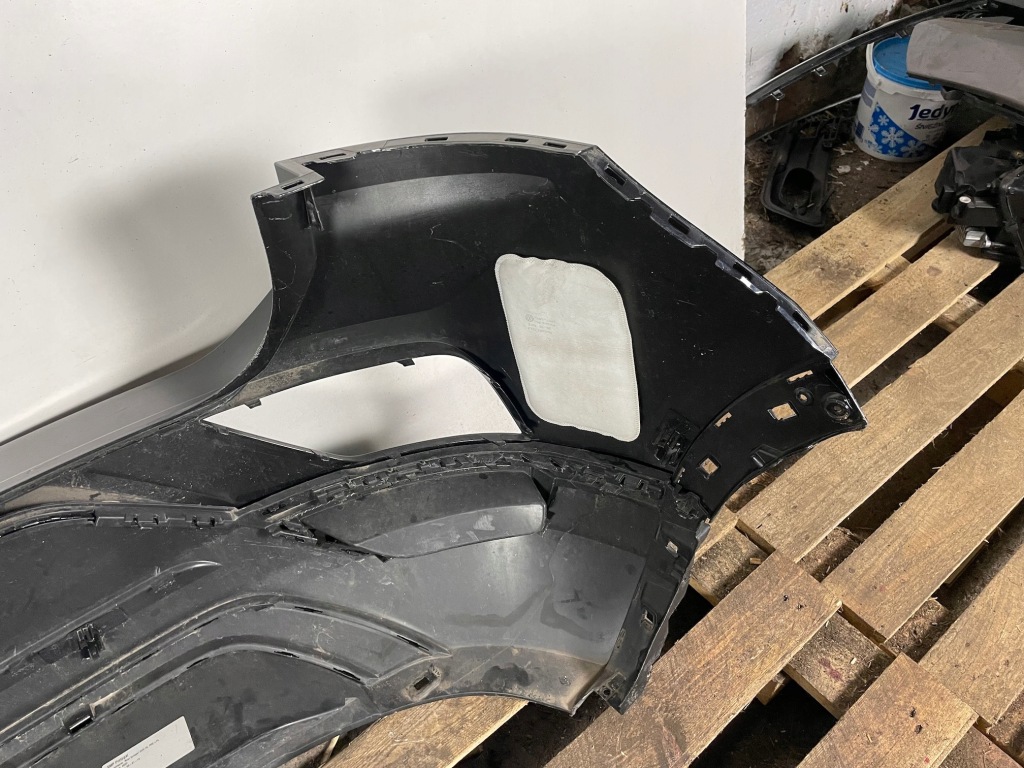 Бампер задні задній vw t-roc 2ga 2017- + спойлер низ в Україні