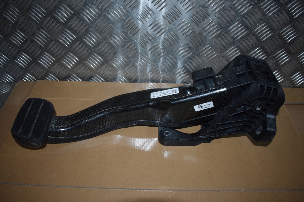 фото №1, Idealny педаль гальма porsche panamera 971 lift 22r. 1