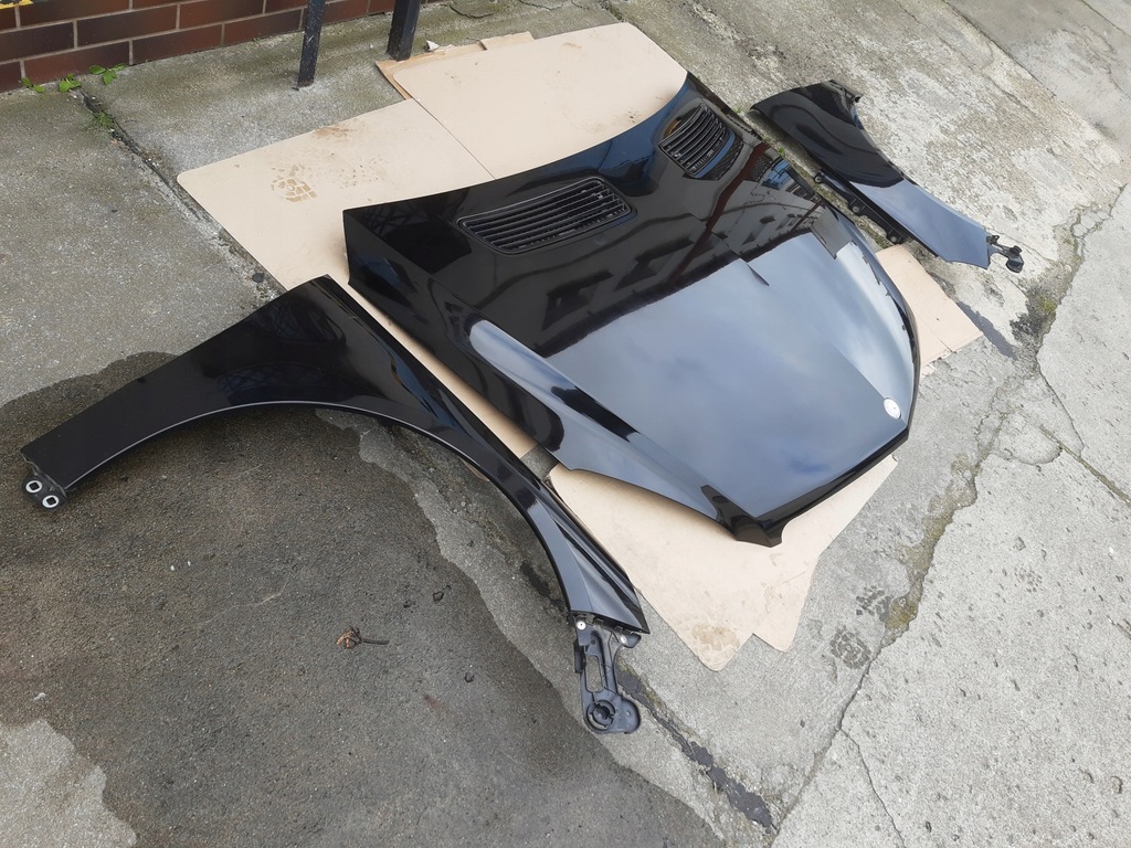 фото №1, Mercedes r w251 lift капот+ крила лівий+ правий a2518800257