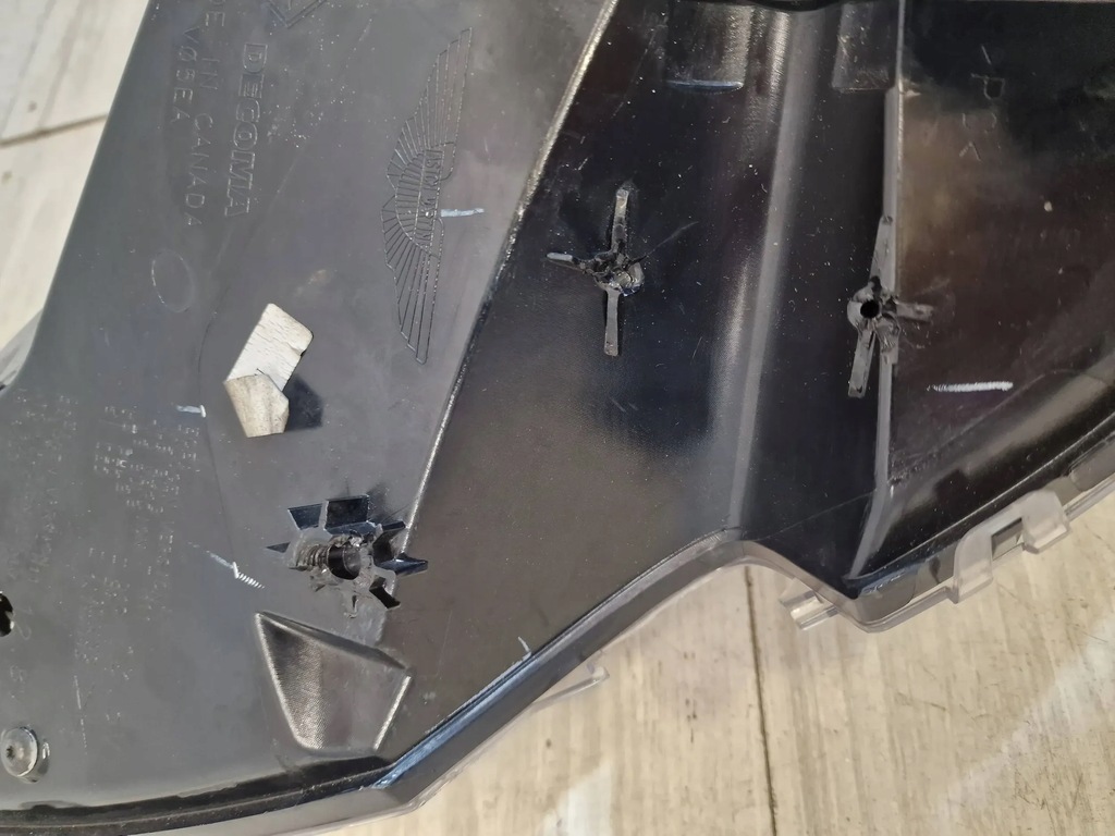 фото №10, Лампа фара правый перед aston martin vantage