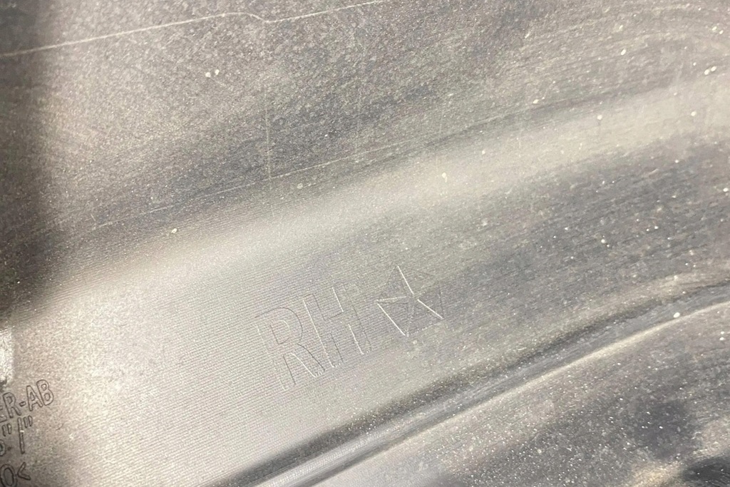 фото №11, Накладка заднього крила jeep wrangler iii jk 6ad76trmab 3.6l бензиновий