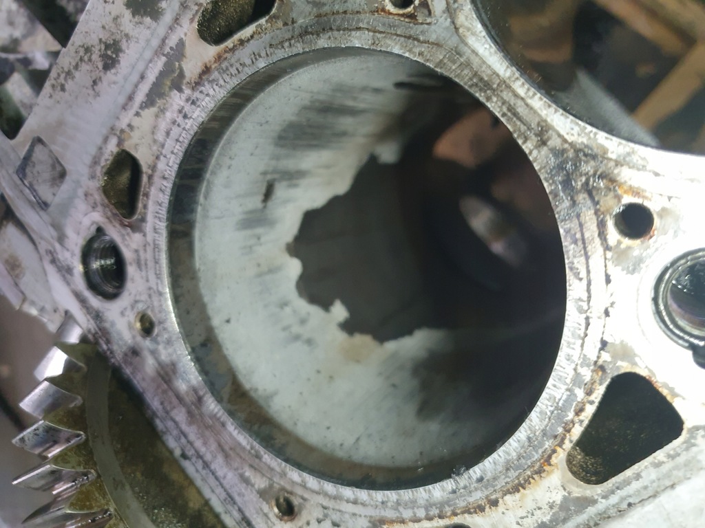 фото №11, Блок dół двигуна голий 2.5 tdi bnz vw t5 transporter