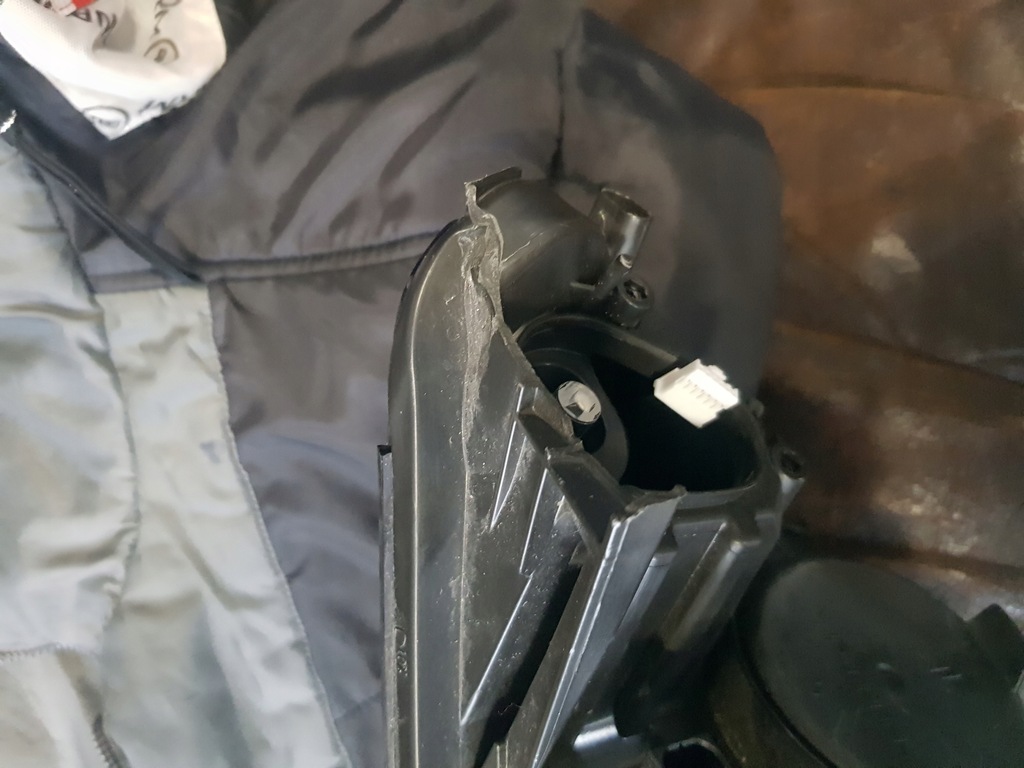 фото №6, Peugeot 308 ii t9 lift лампа правая перед передняя ładna 2020