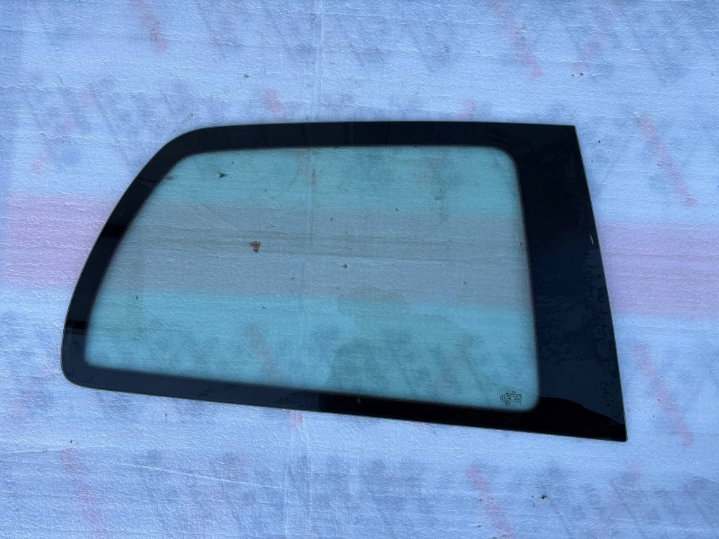 фото №1, Skoda citigo 1.0 mpi стекло кузовная правый задняя версия 3d 12.2018