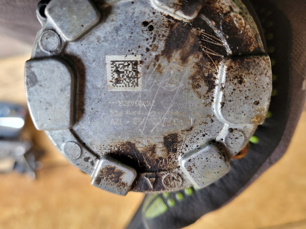 фото №3, Помпа wody renault 210105430r