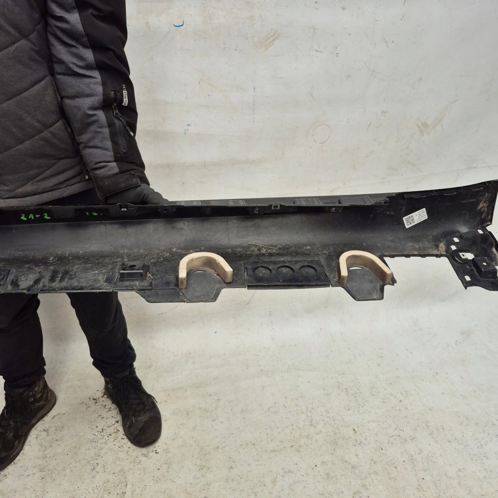 Tesla s молдинг порог правый  порог правая  1680270-00-a Цена