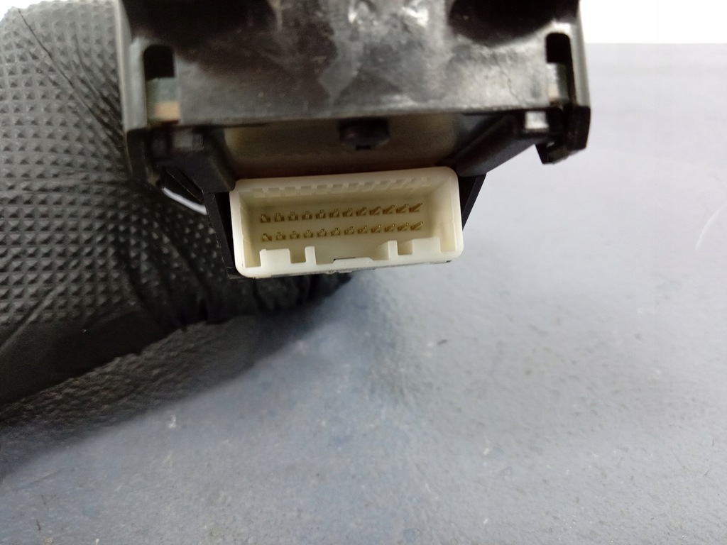 фото №7, Corolla verso ii переключатель окон водителя