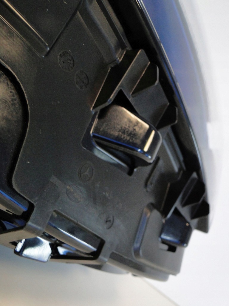 фото №12, Mercedes eqb x243 243 лампа передня права led