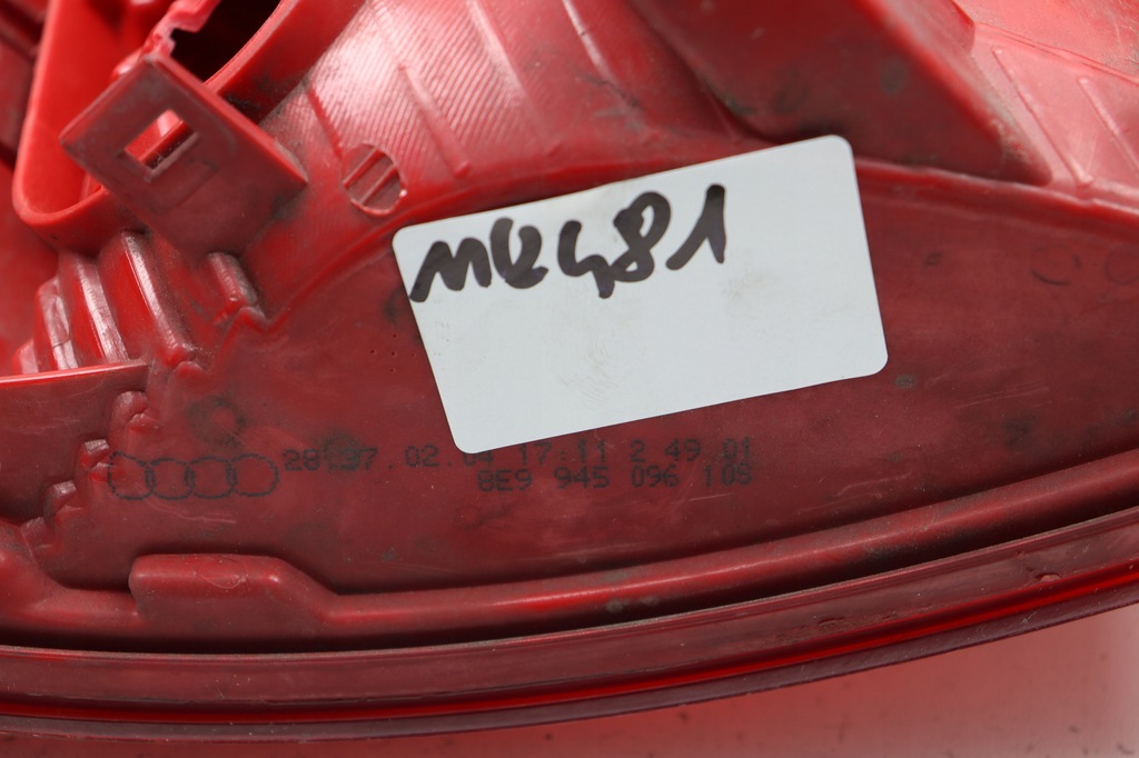 фото №7, Audi a4 b6 лампа правая задняя задняя kombi avant europa