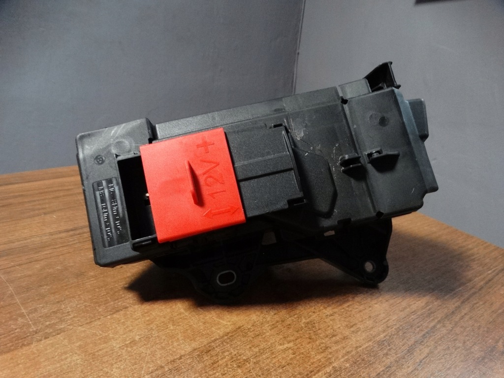 фото №1, Ideal коробка предохранителей mercedes sl w232 1