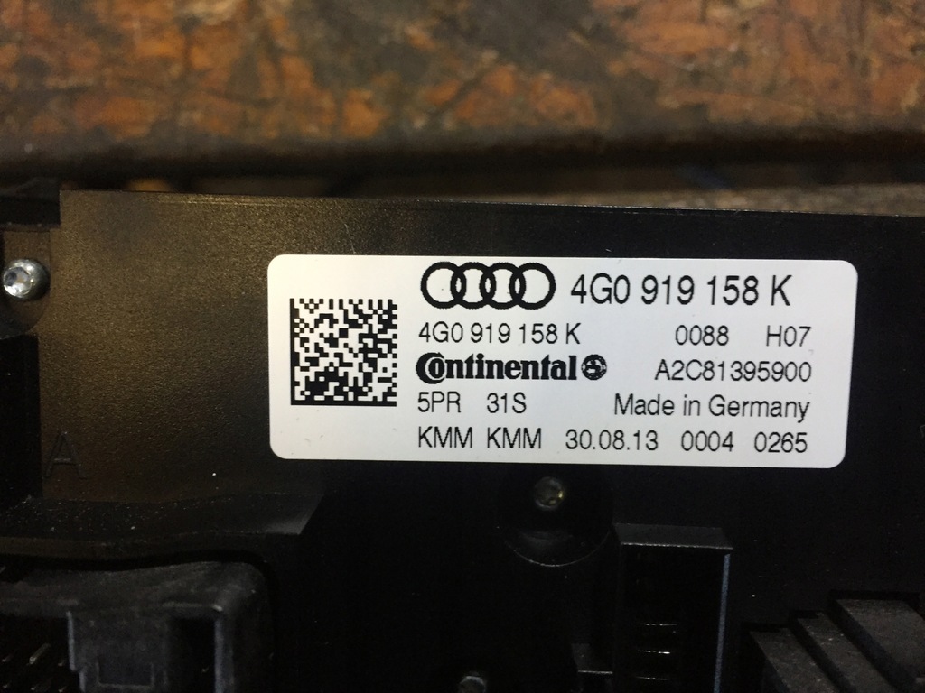 фото №8, Audi a6 c7 панель обдув кондиционера задняя 4g0919158k